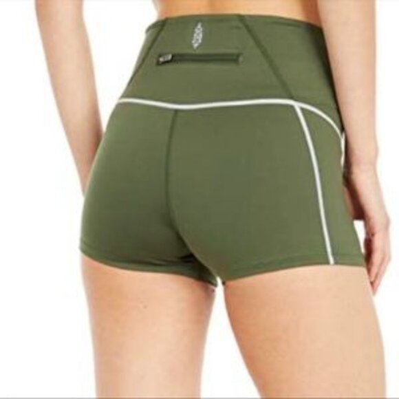 NWOT Free People Movement Youre A Peach Shorty Short Green Size S - Picture 3 of 7